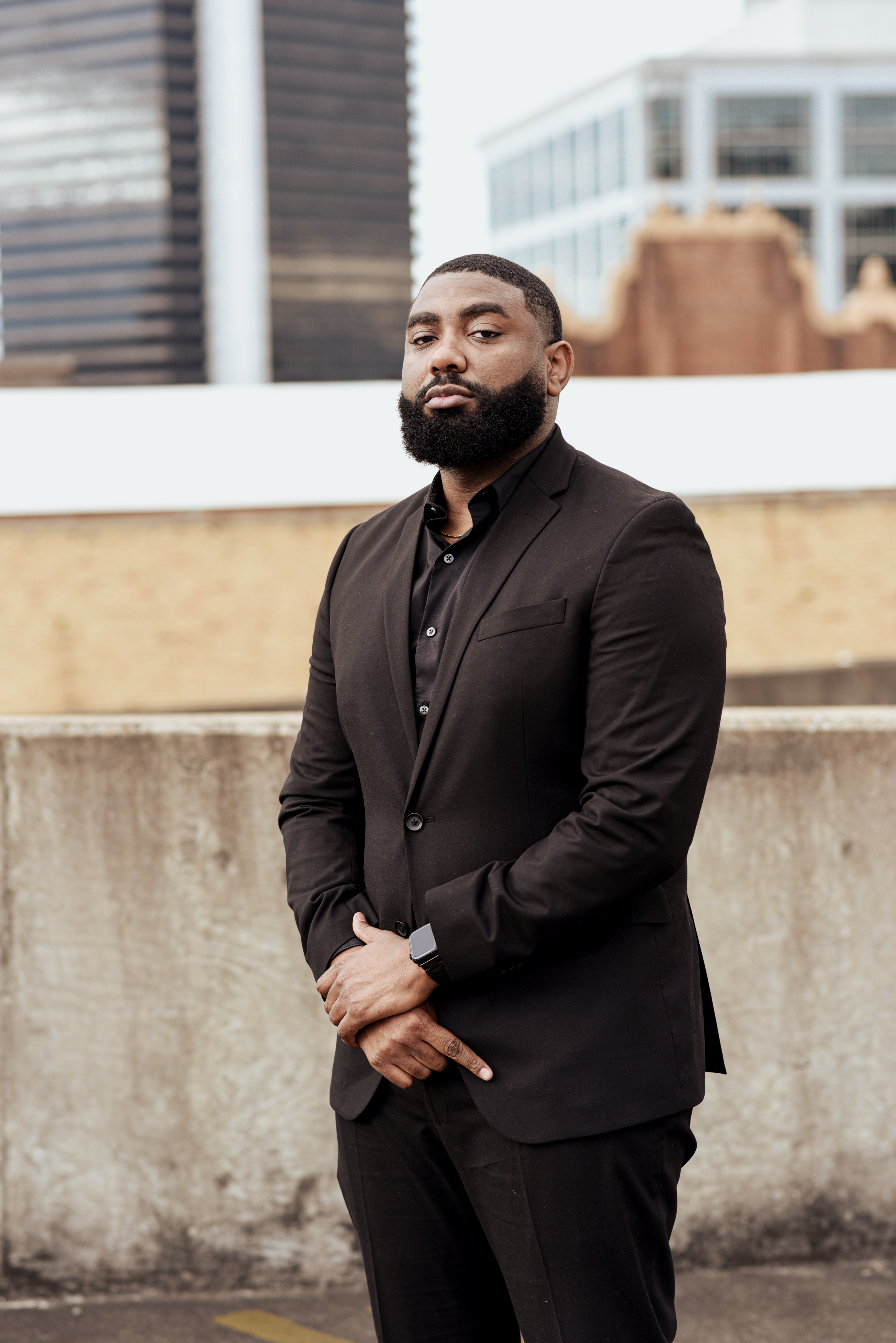 a person wearing a baseball cap