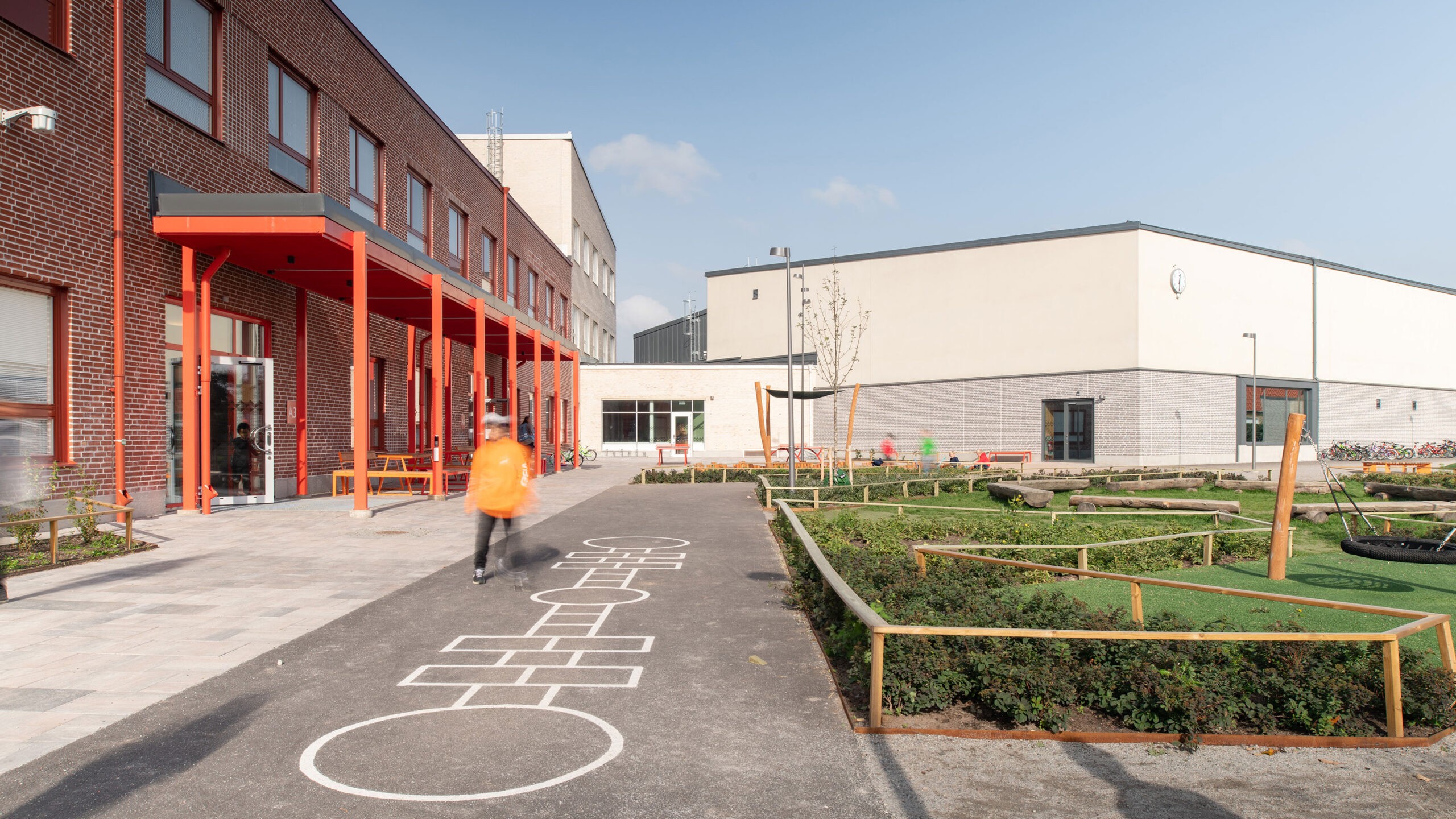 Töjnaskolan, JSB Rör