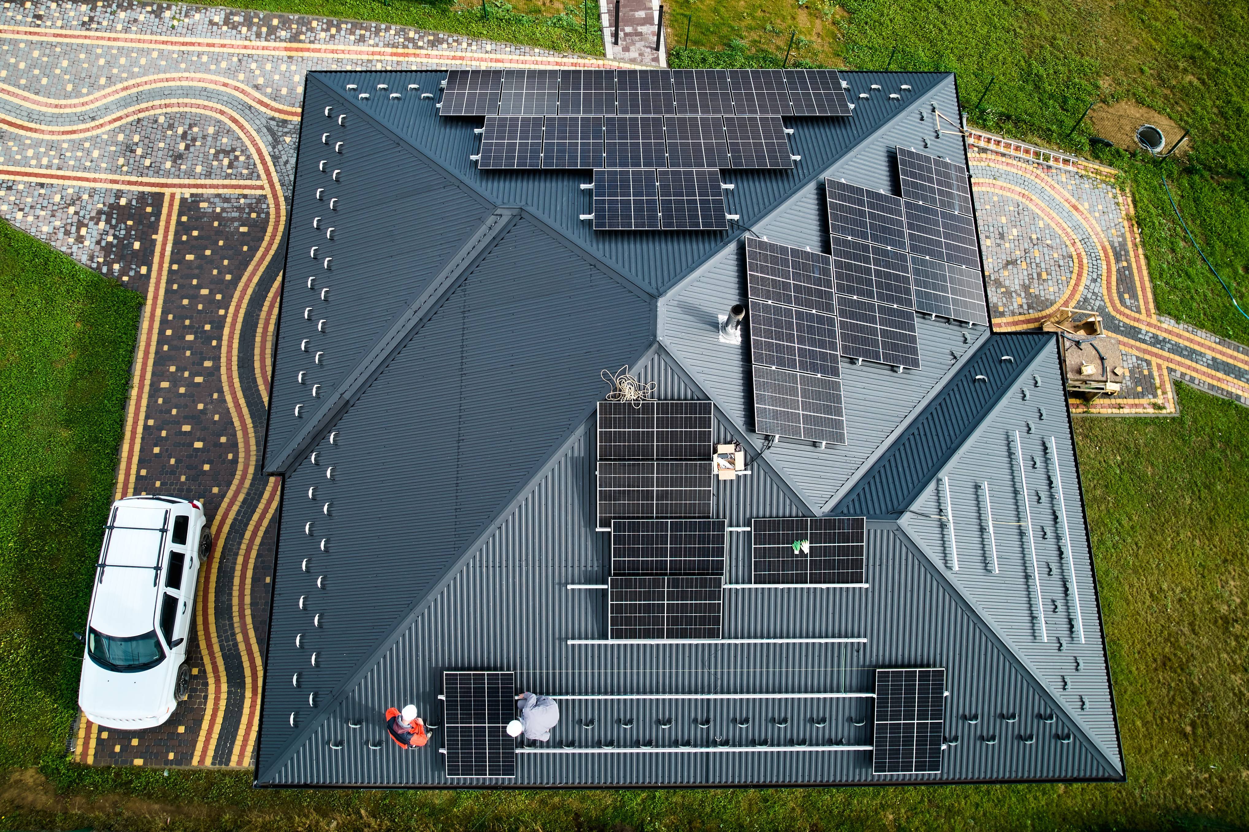 house-with-photovoltaic-system