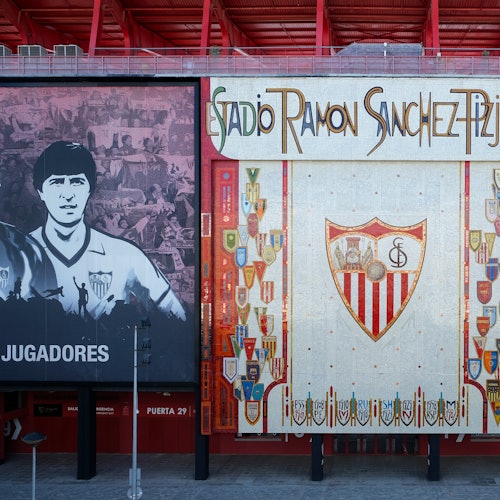 塞维利亚足球俱乐部体育场