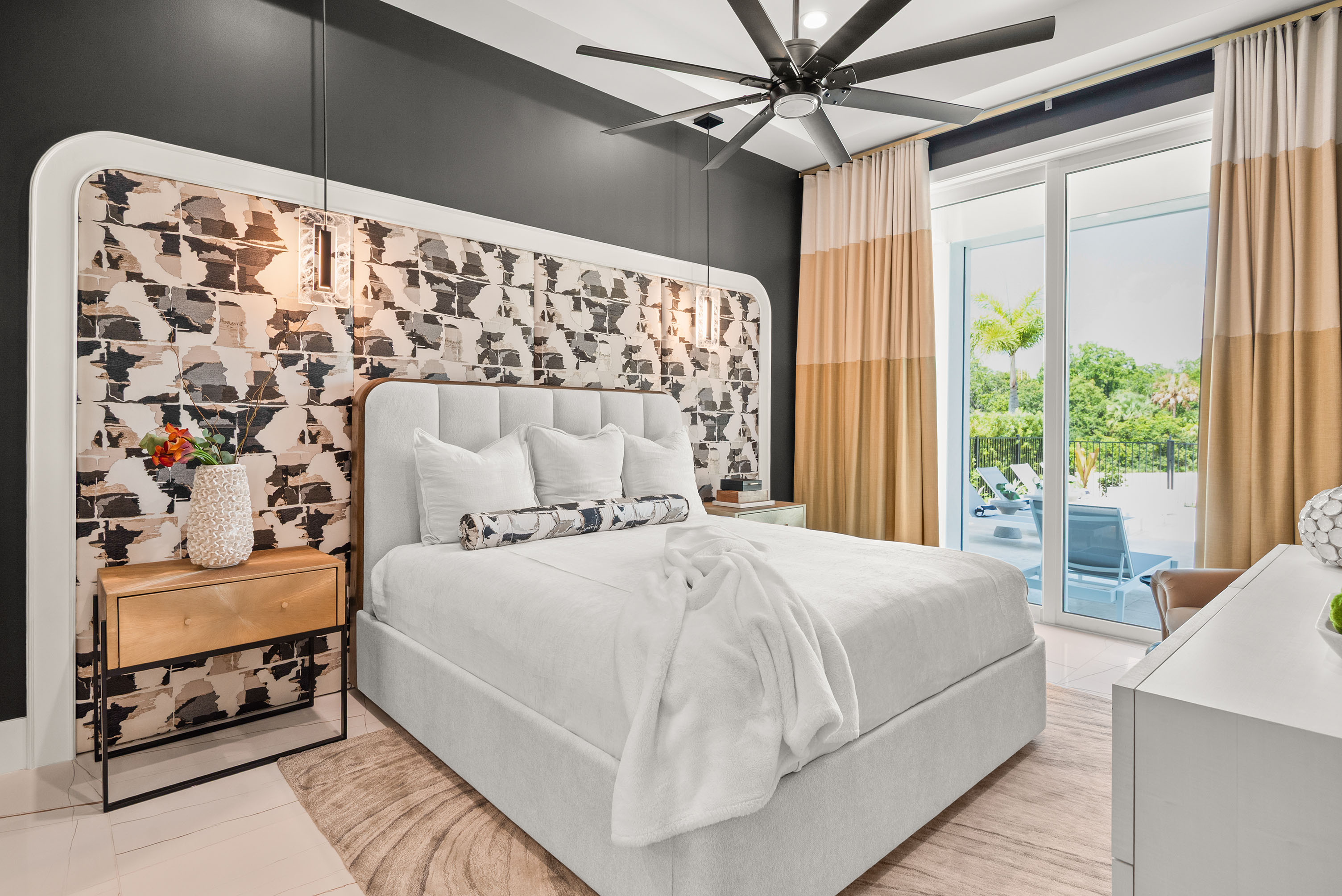 Suite 2