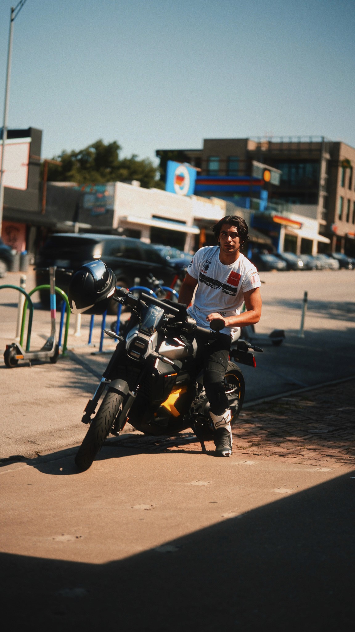 Riders