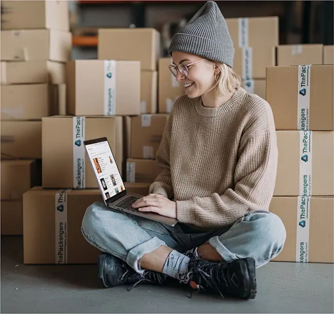 Young woman requesting quote in thepackengers website