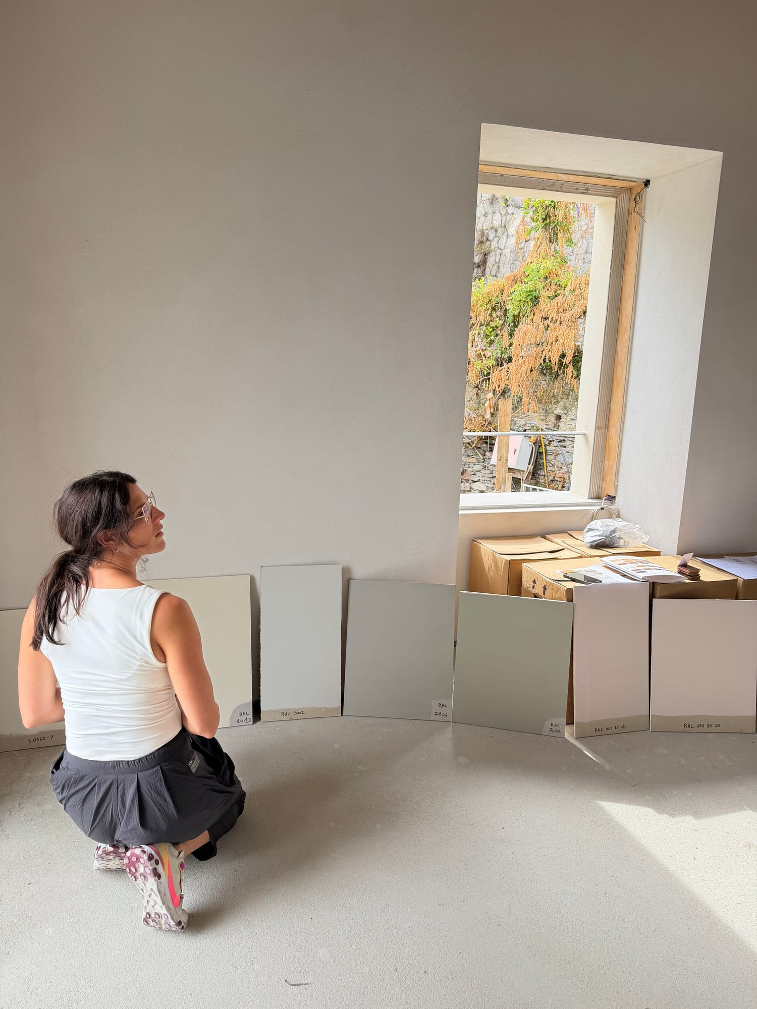 Choosing tile samples on site