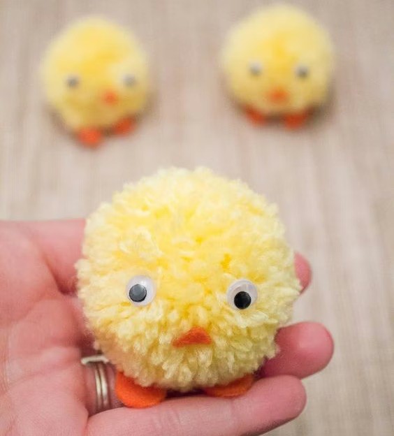 Easter tips crafts: wool chicken