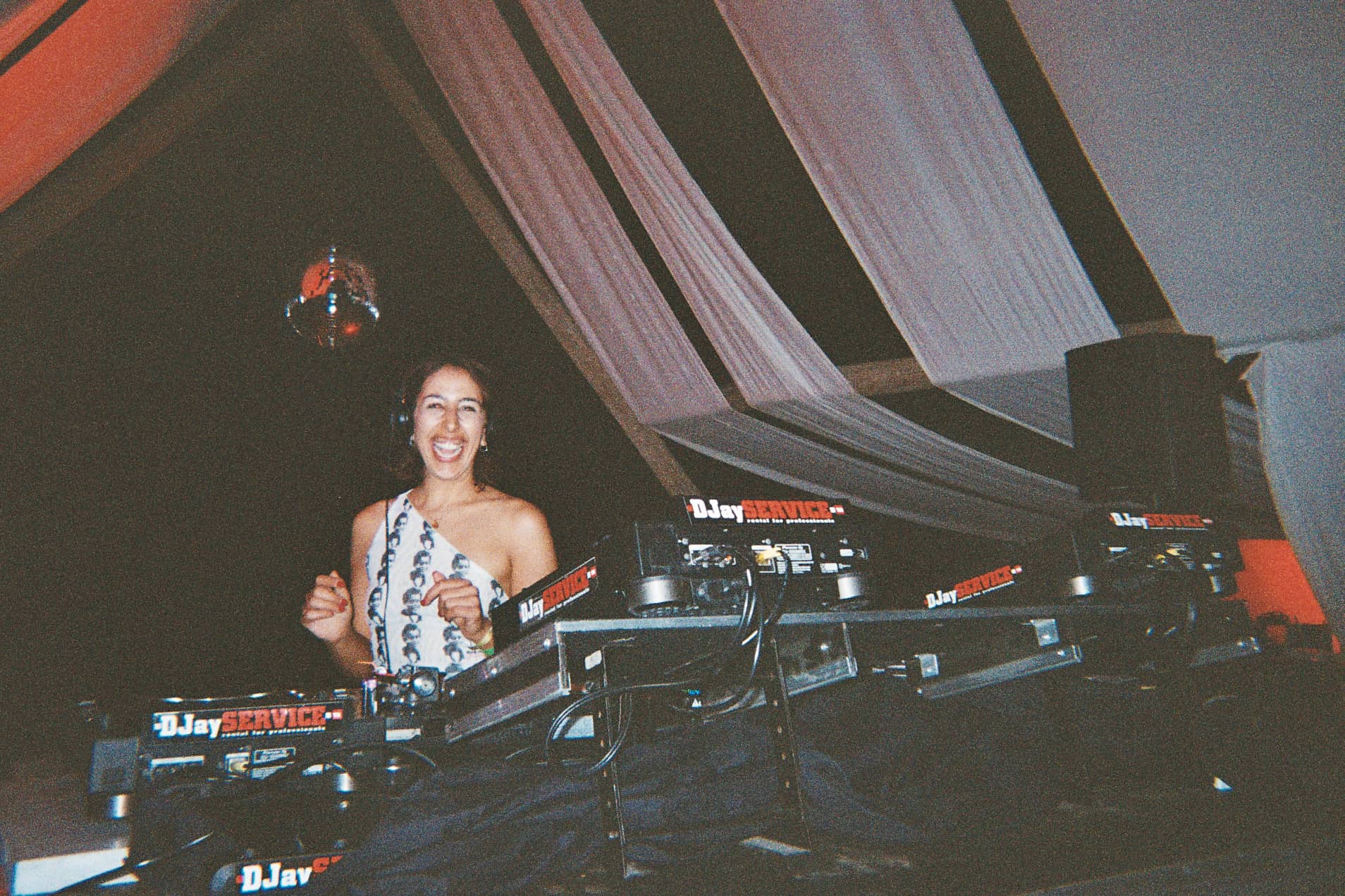 WoOdsTock New Age dj 2