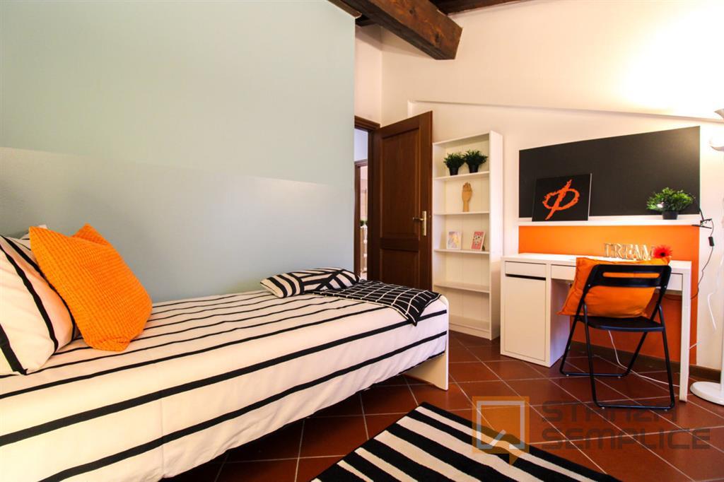 12 sqm room in Via Trieste, Brescia