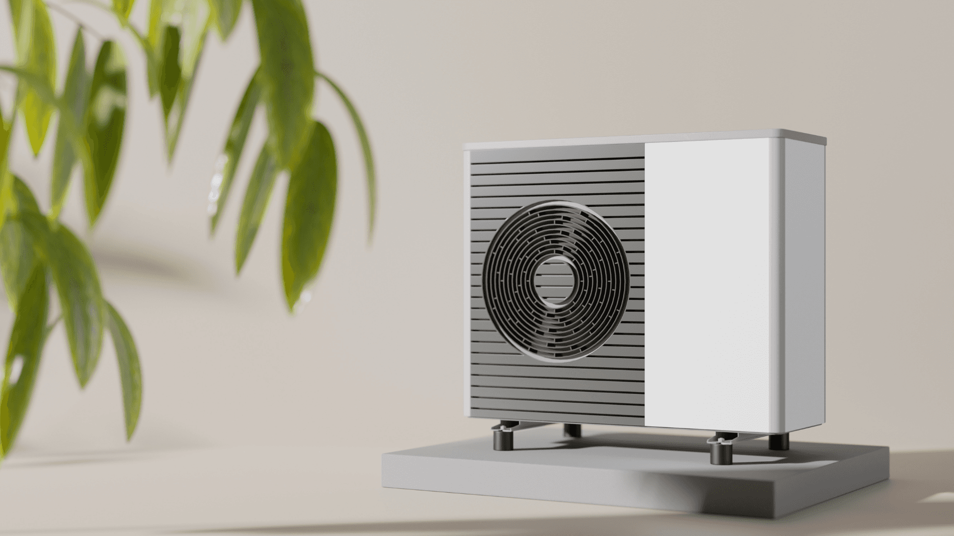 Eine Wärmepumpe mit 10 kW Leistung vor einem modernen Haus installiert