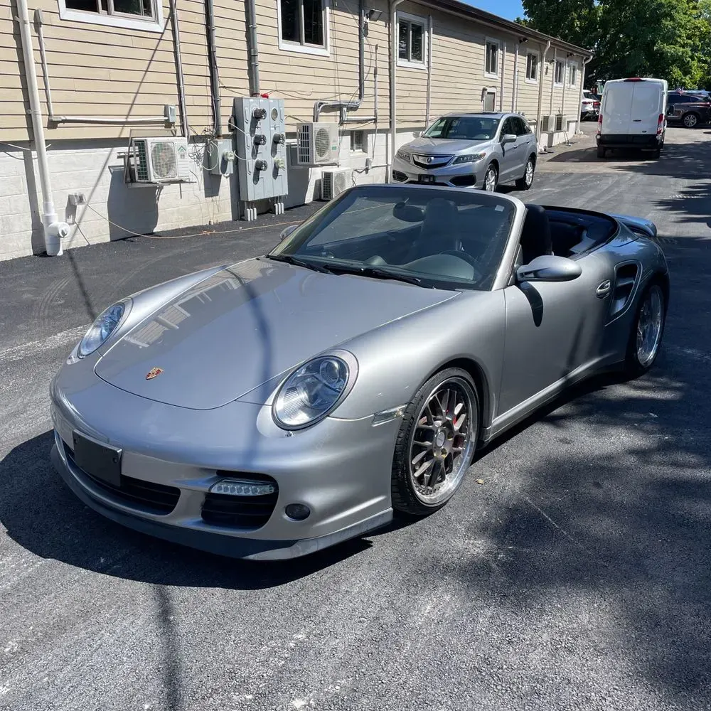 Vehicle preview photo