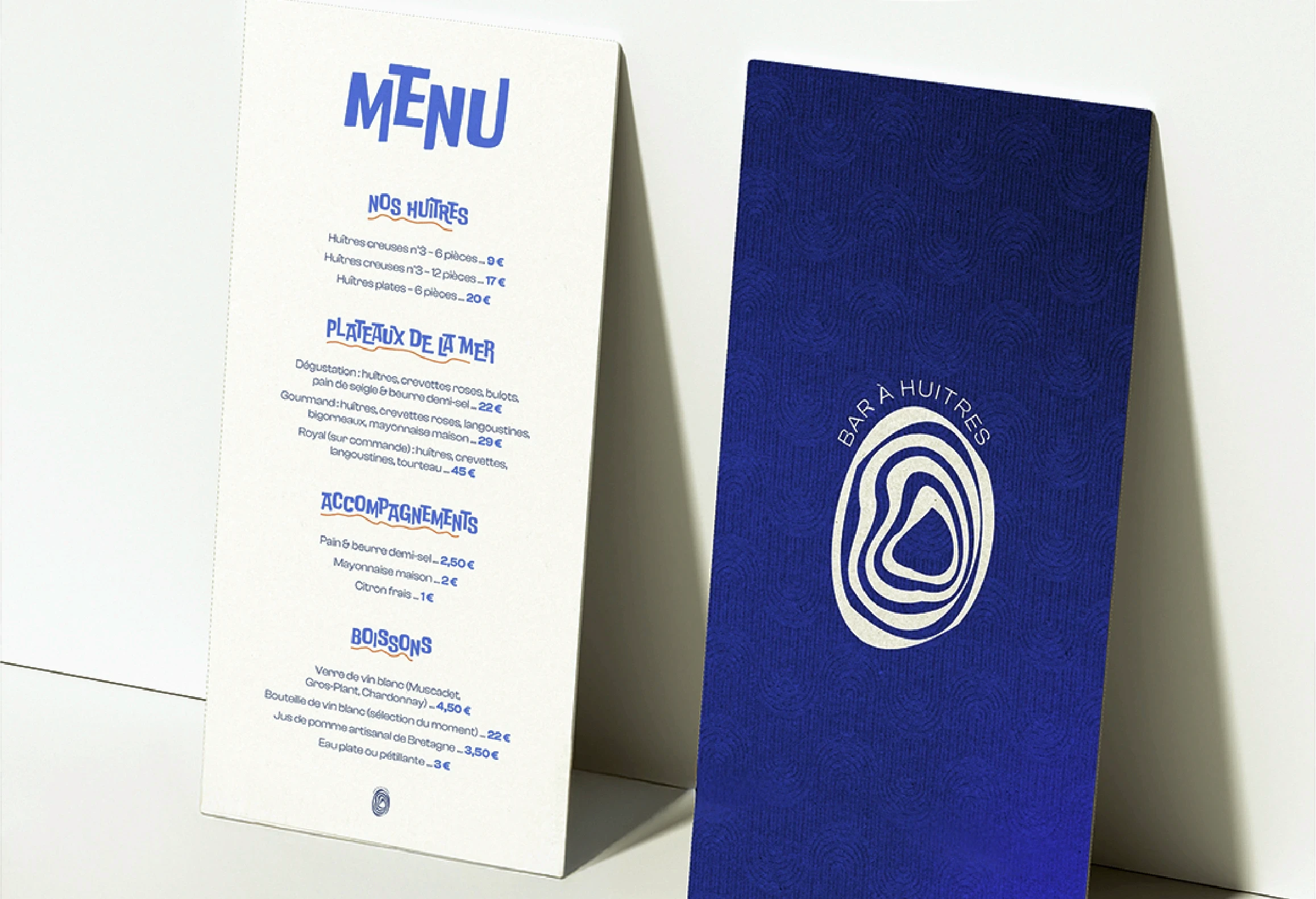 Application de l’identité OSTREA sur support print, menu de bar à huîtres