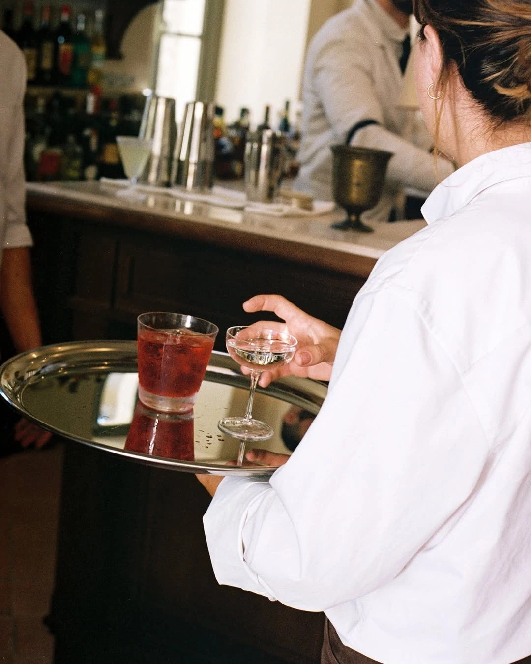 A restaurant team at work — Count once, on a phone