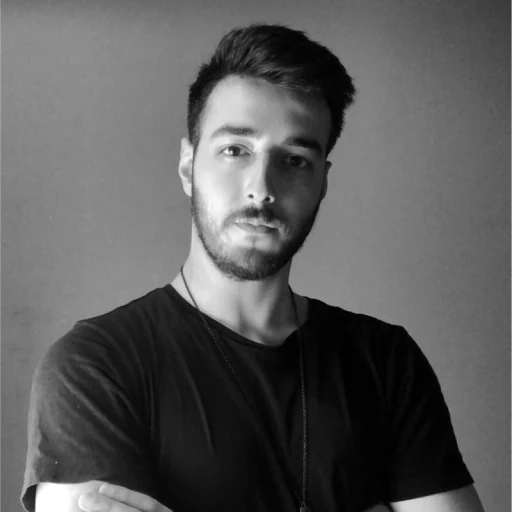 Emre Devrimci Logo