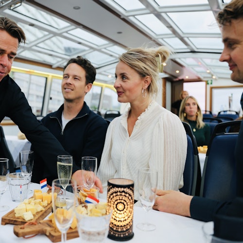 奶酪与美酒巡游哈莱姆