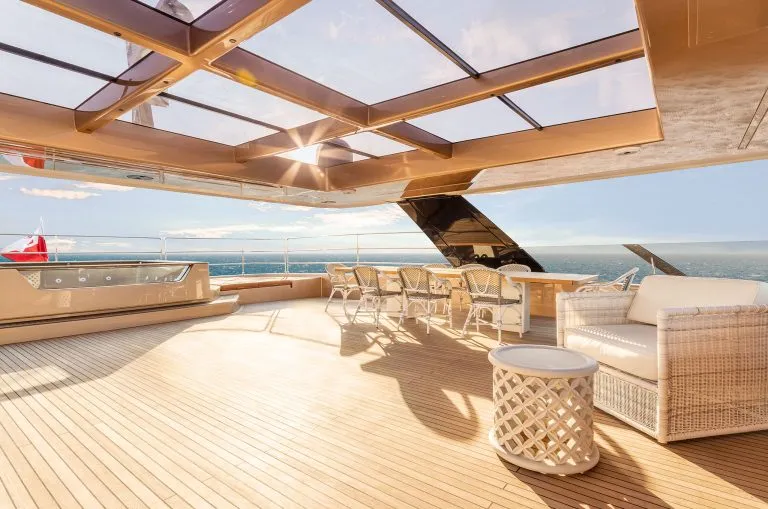 Flybridge of the 100 Sunreef Power