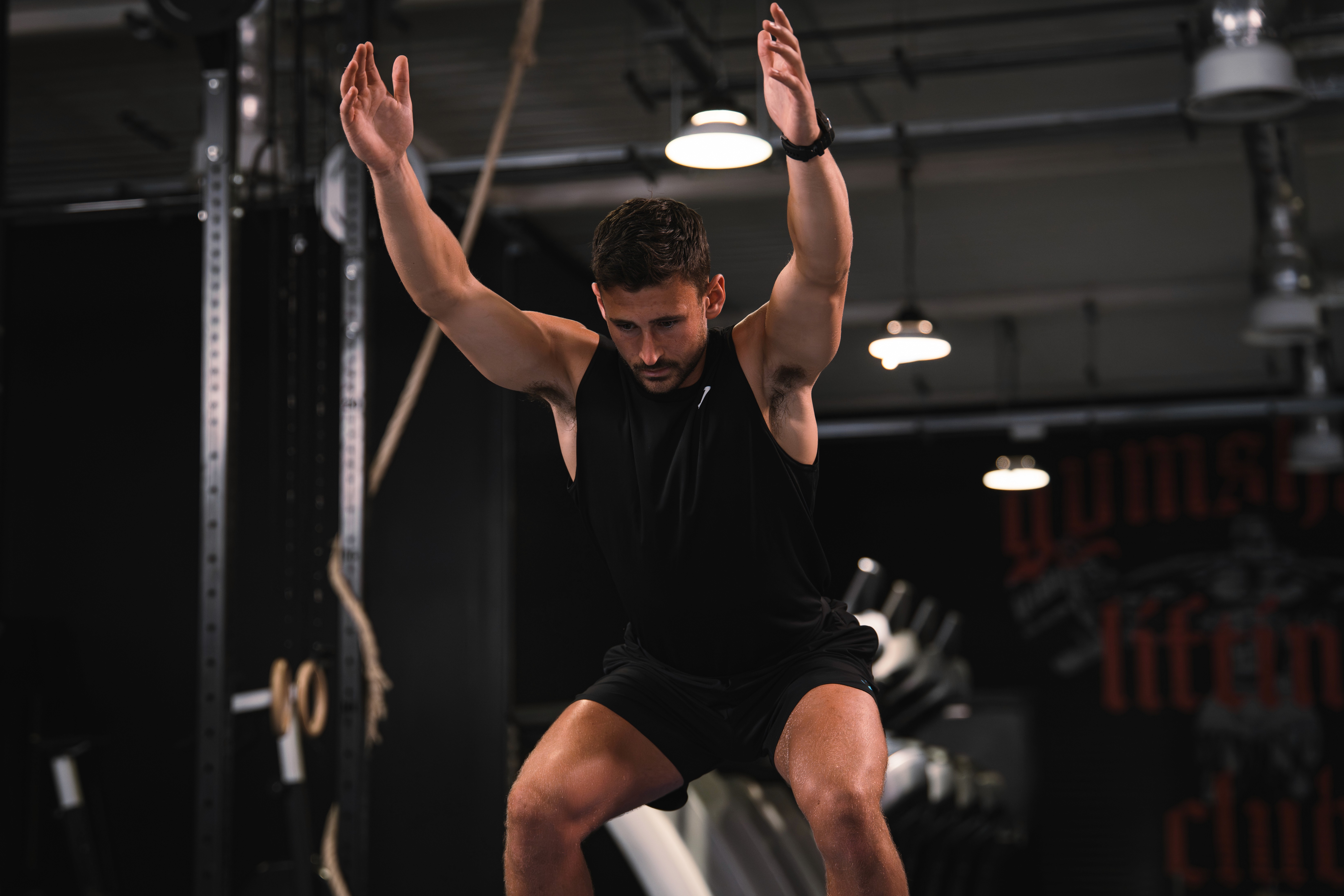 man focused on training - Force Absorption
