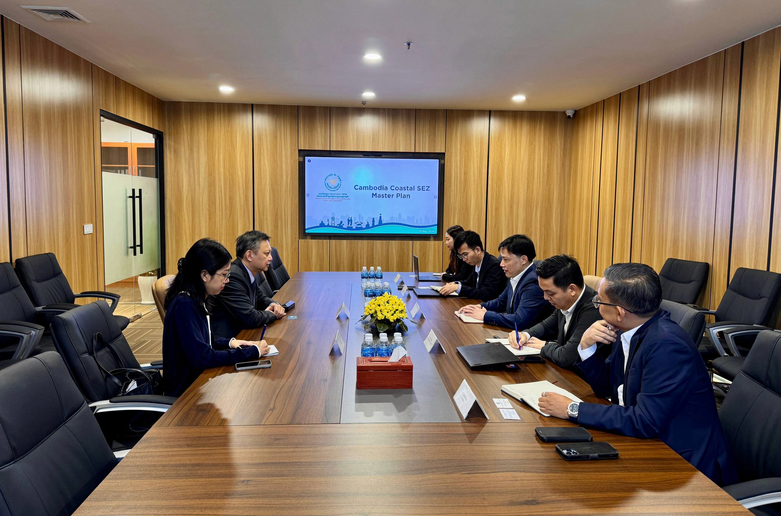 Coastal MPSEZ Master Plan meeting with Sigapore Ambassador