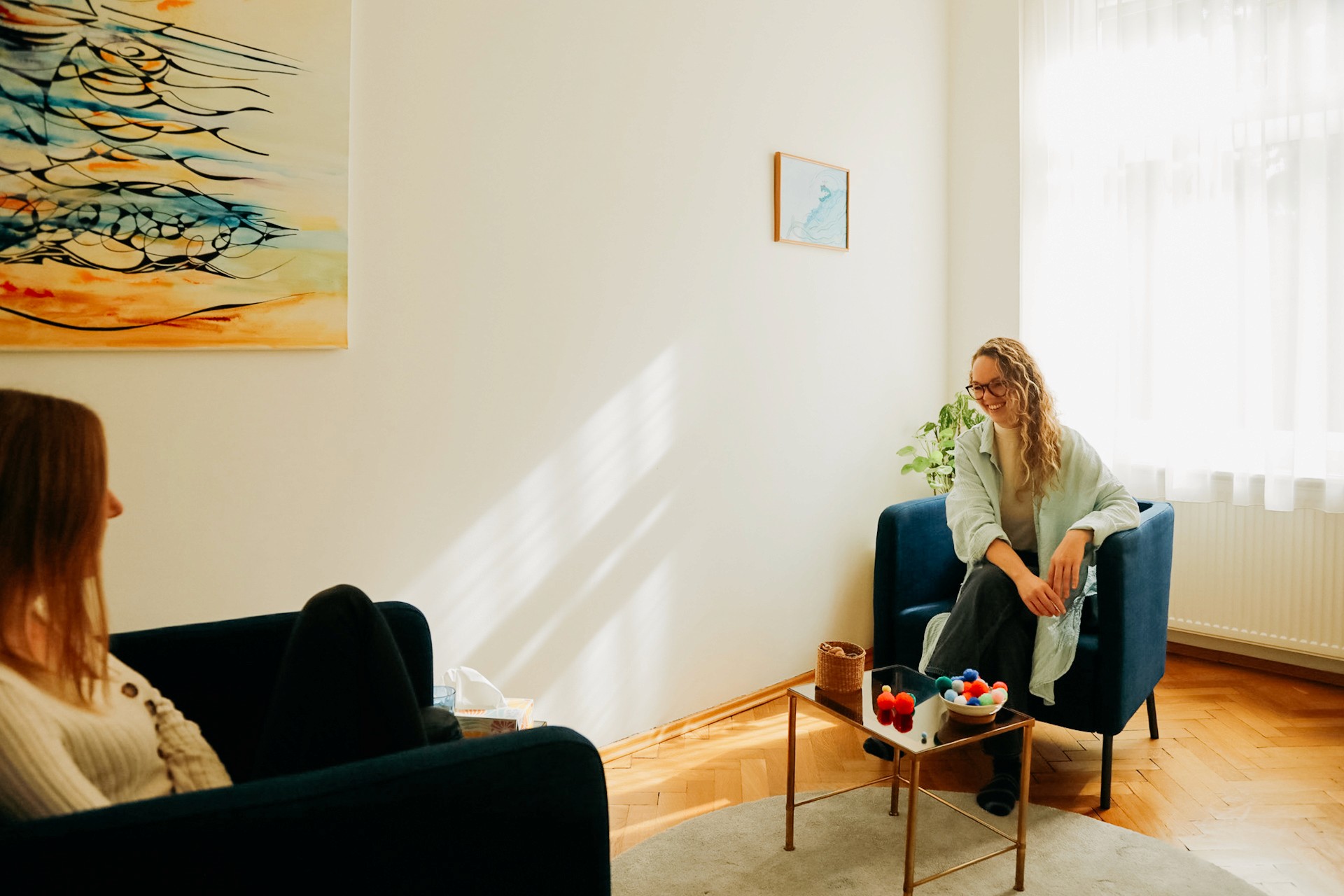 Sandra Satran in ihrer Psychotherapeutische Praxis in Graz