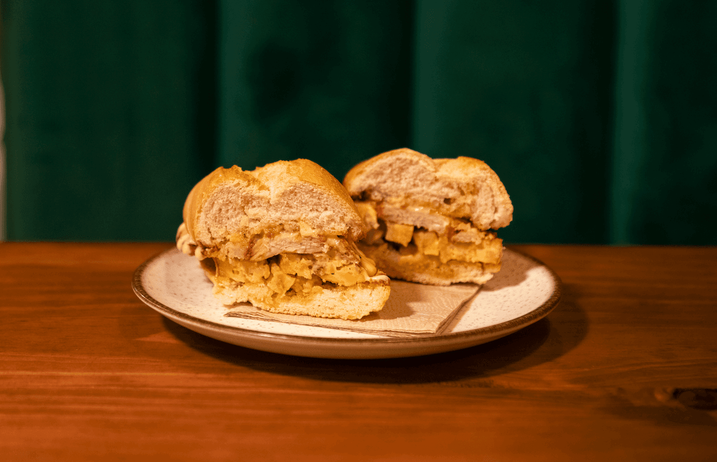 Tortilla de patatas estilo casa de comidas en Casuego Teatinos