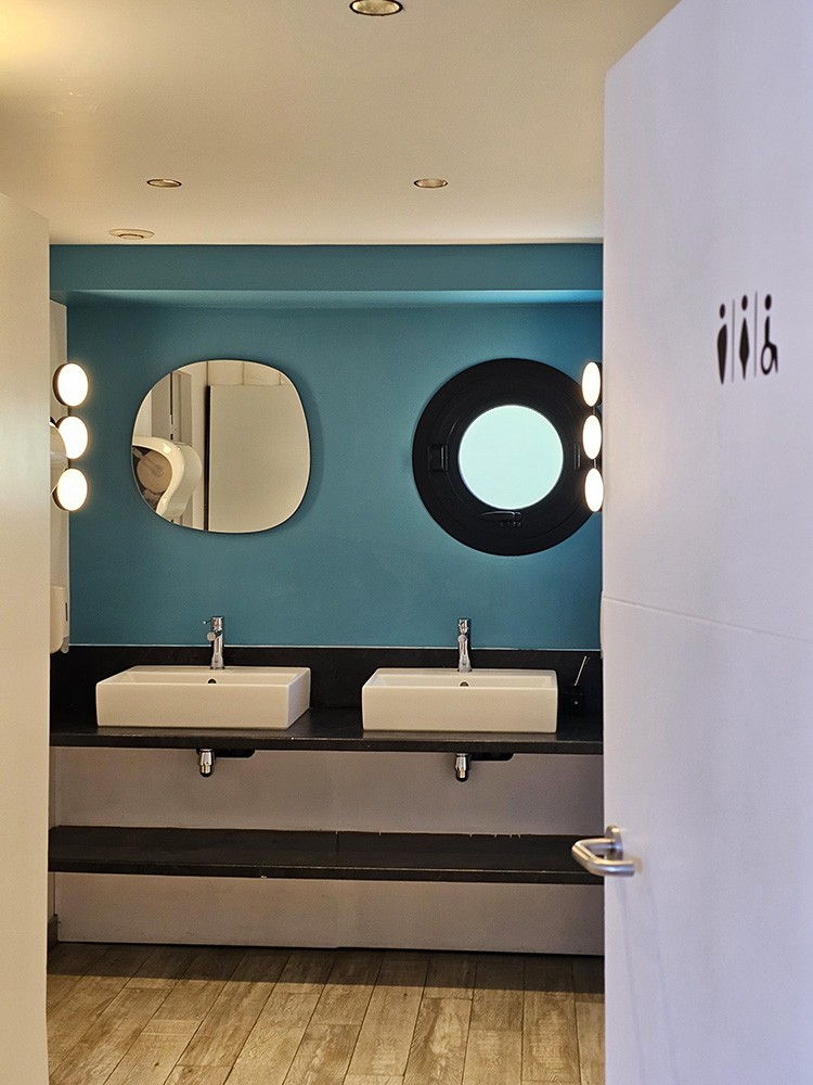 Sanitaire espace de travail