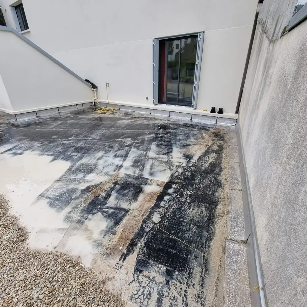 Terrasse avant aménagement et dallage