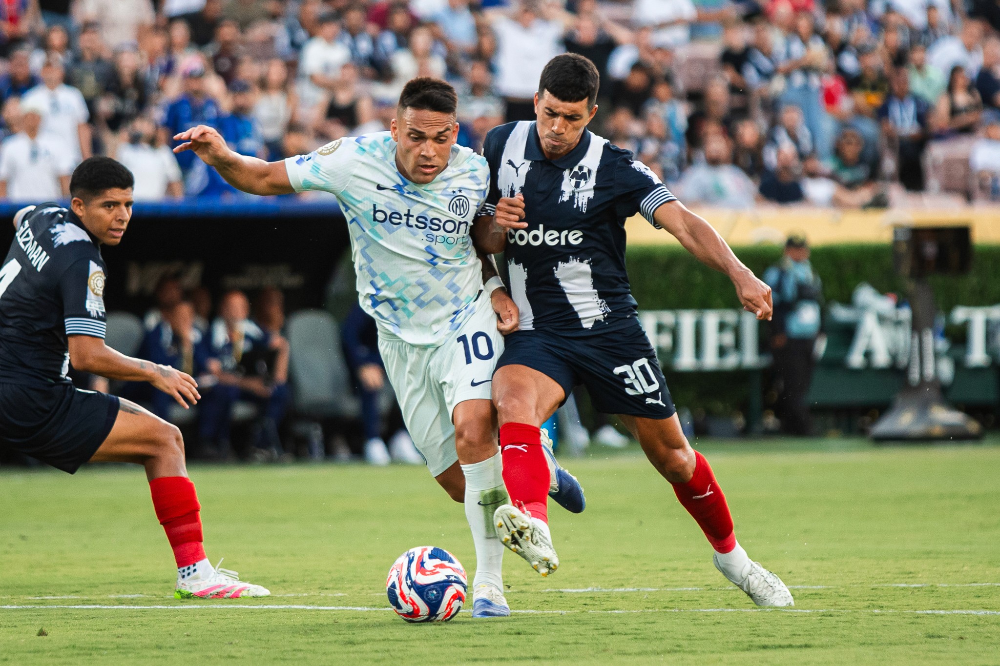 Oliver Figueroa-Celi/Undrafted