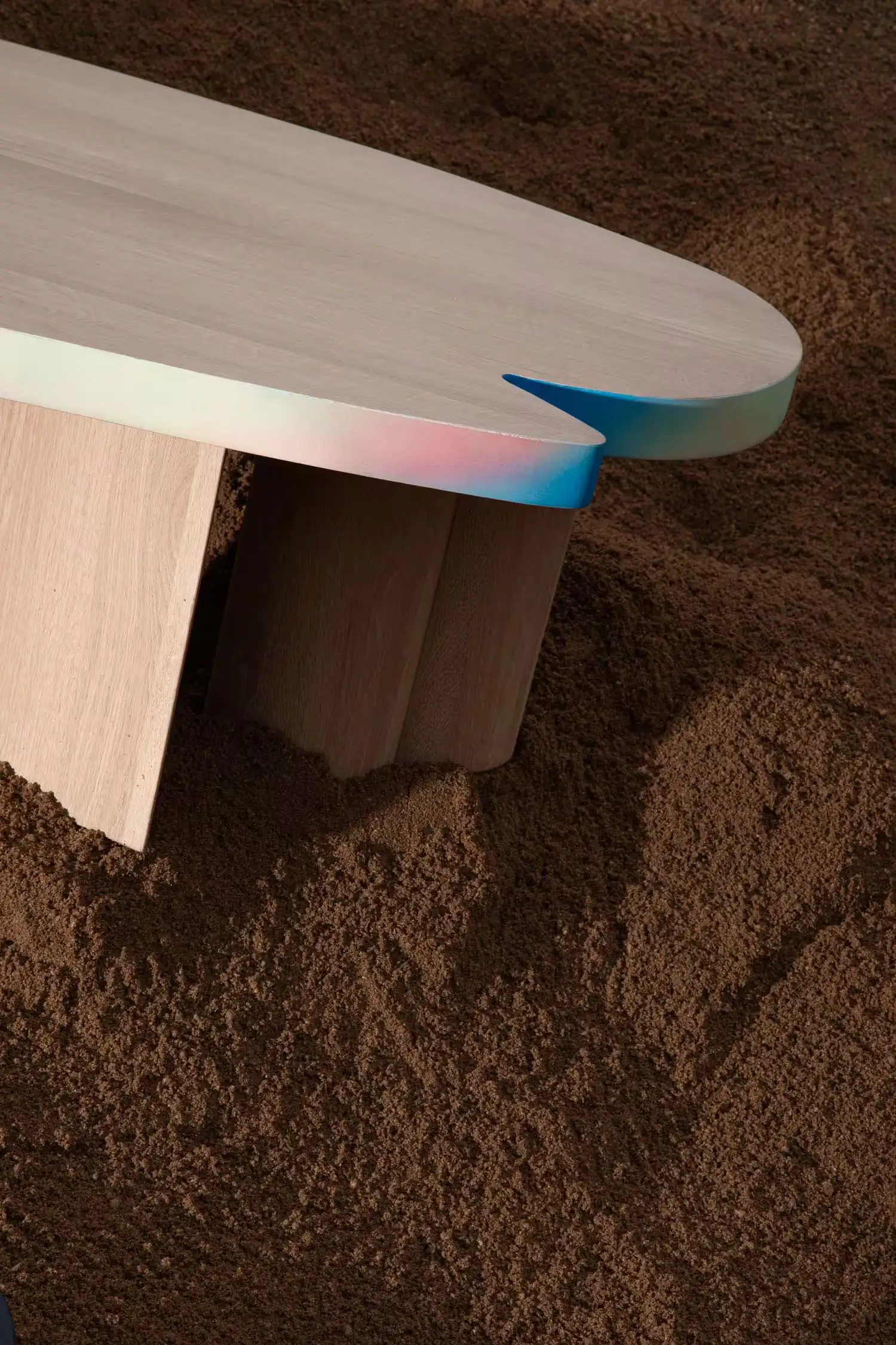 Organic shaped coffee table with gradient edge from the Cloudy Impromptu collection by Jiří Krejčiřík