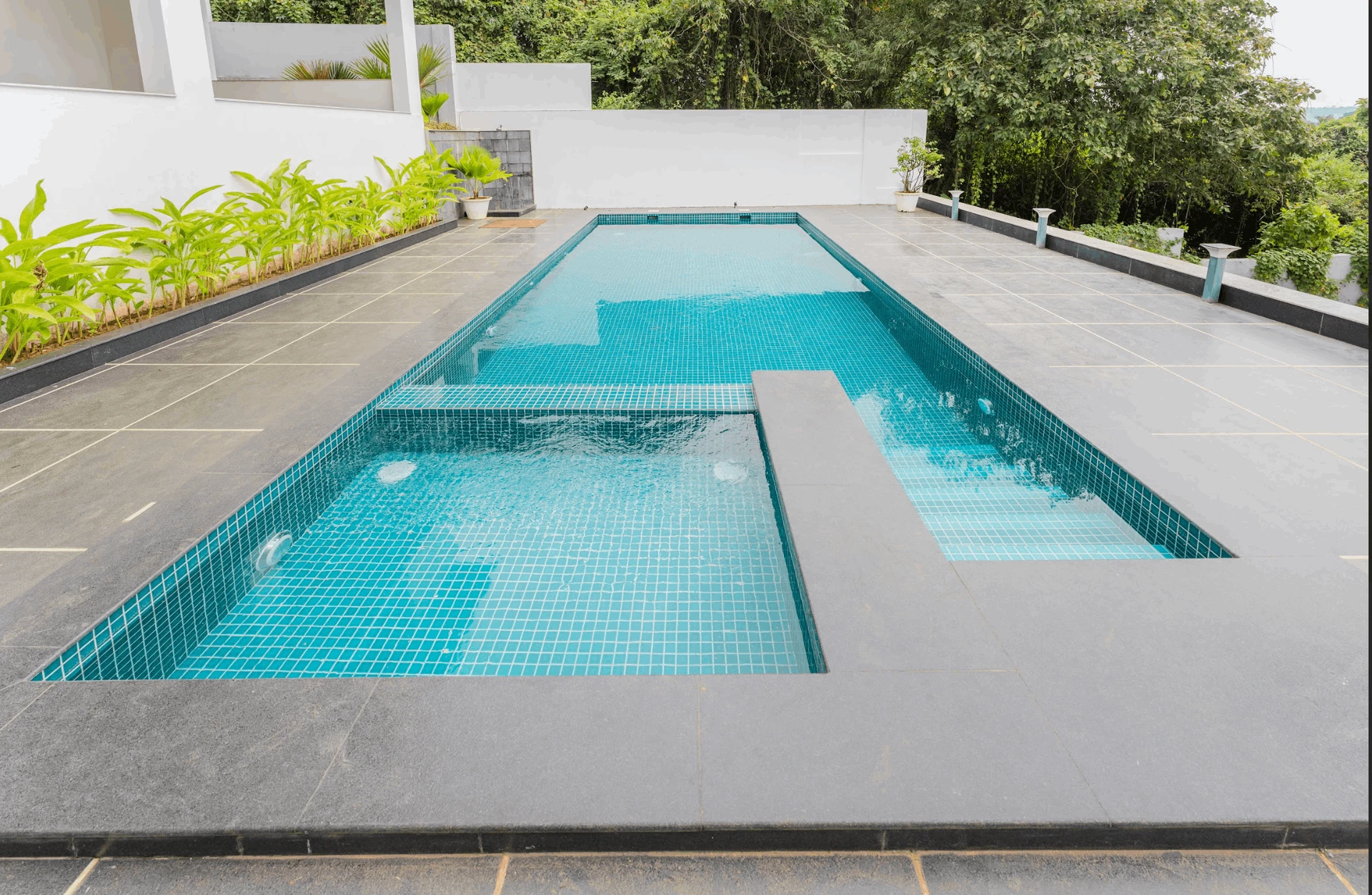 luxury 2bhk with pool in candolim, goa, best premium 2bhk apartment in goa, apartment near me in candolim