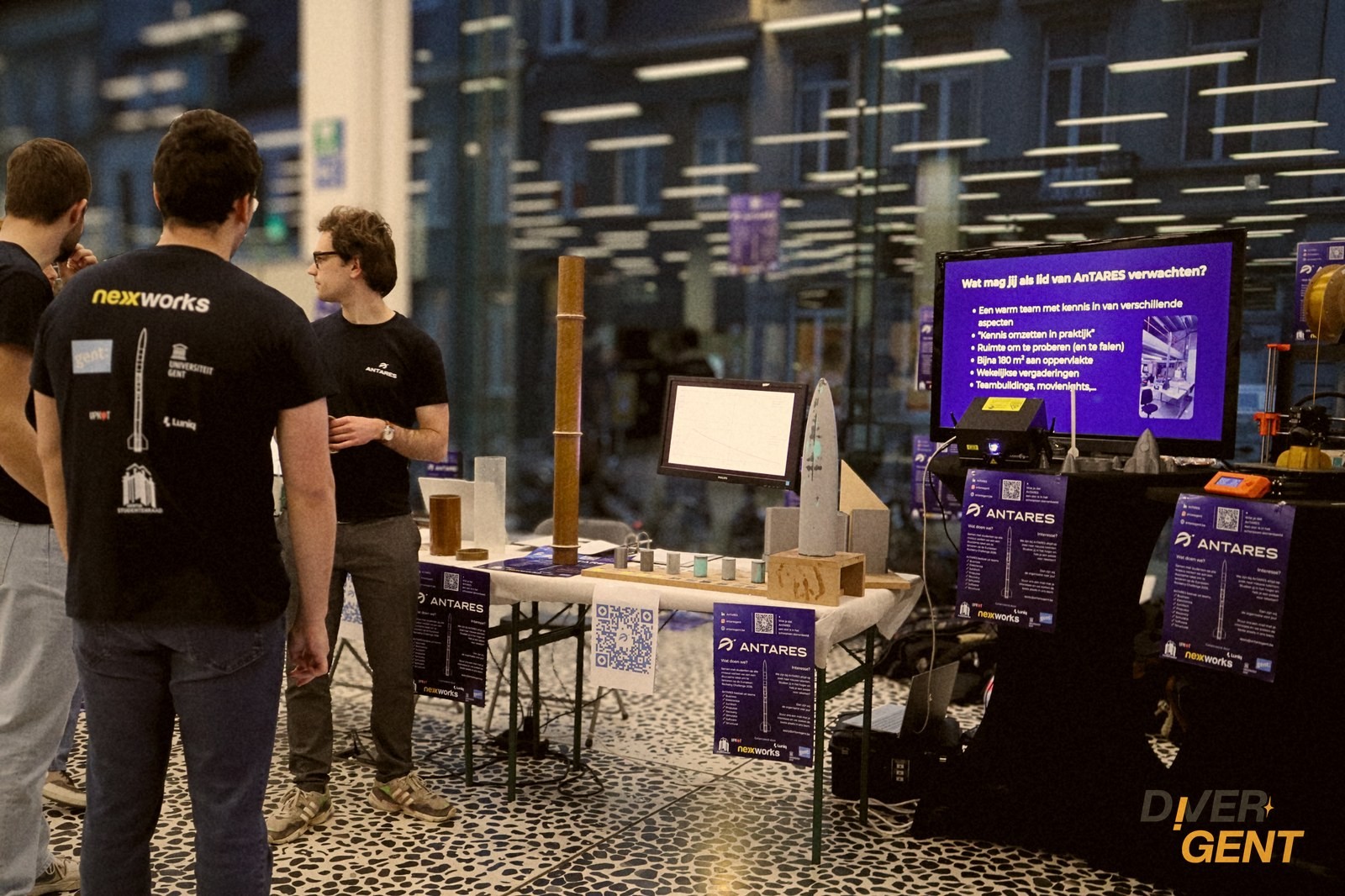 STUDENT TEAM FAIR — photo 25