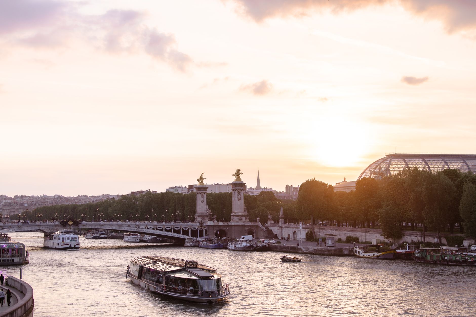 Paris in August: A Practical 3-Day Guide for River Walks, Museums, and Summer Evenings