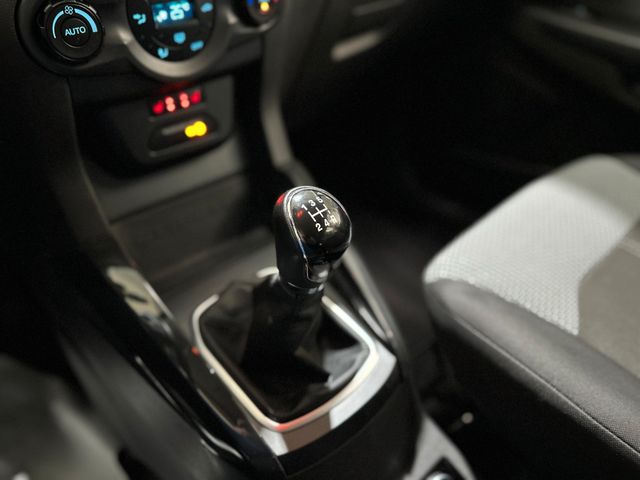 FORD EcoSport 2016 YELLOW Gebrauchtwagen - Galeriebild 14