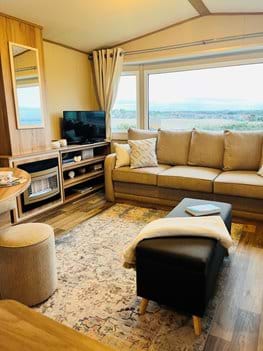 A look inside 1 Harbour Reach