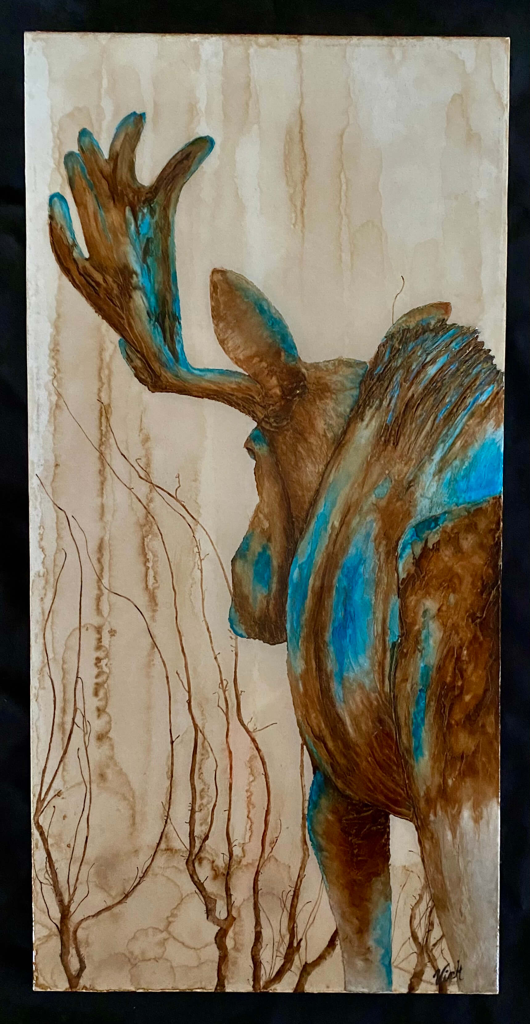 Orignal de dos éclairer d'une lumière turquoise