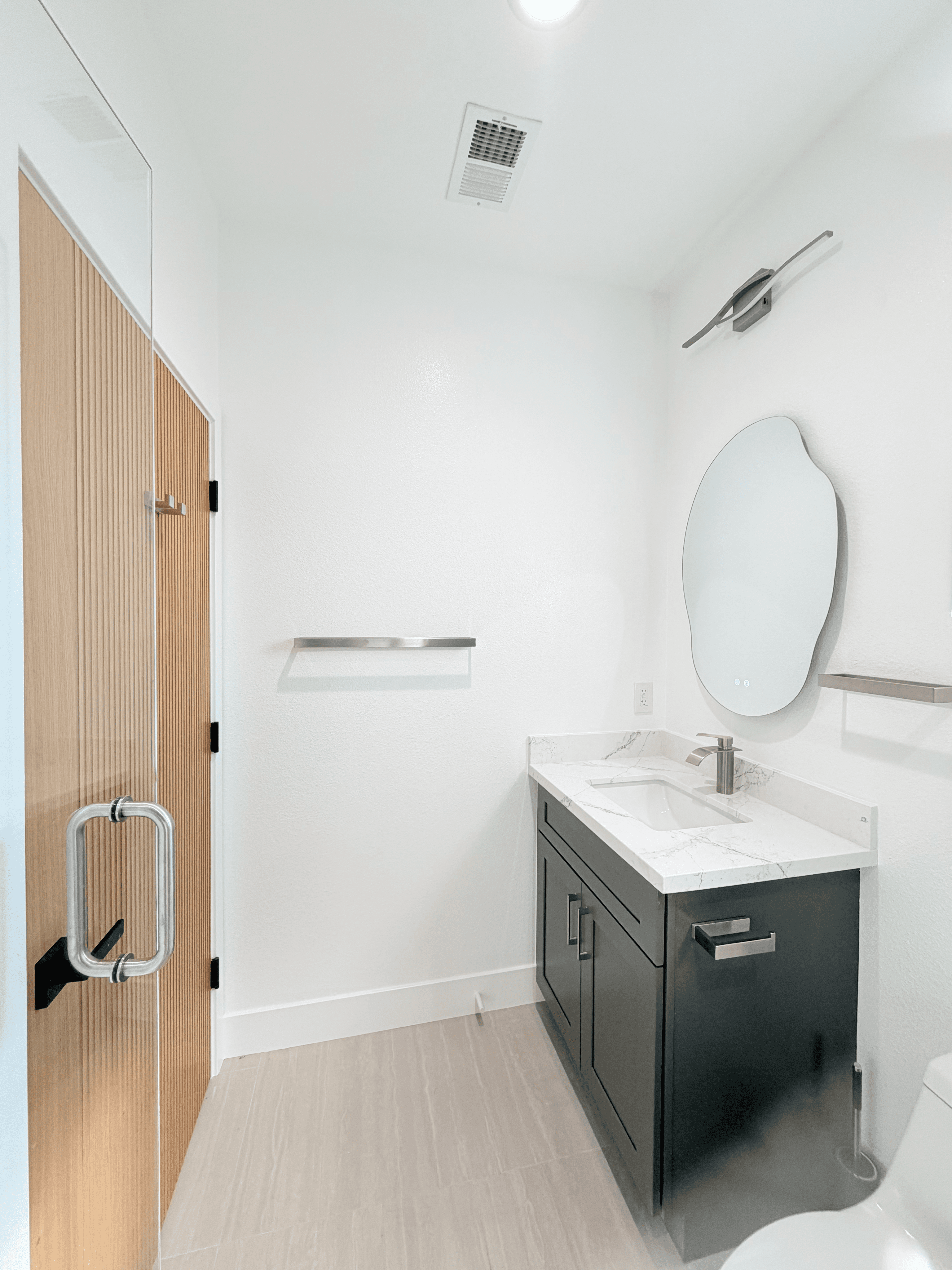 Modern ADU kitchen with custom cabinets and quartz countertops – Garden Grove