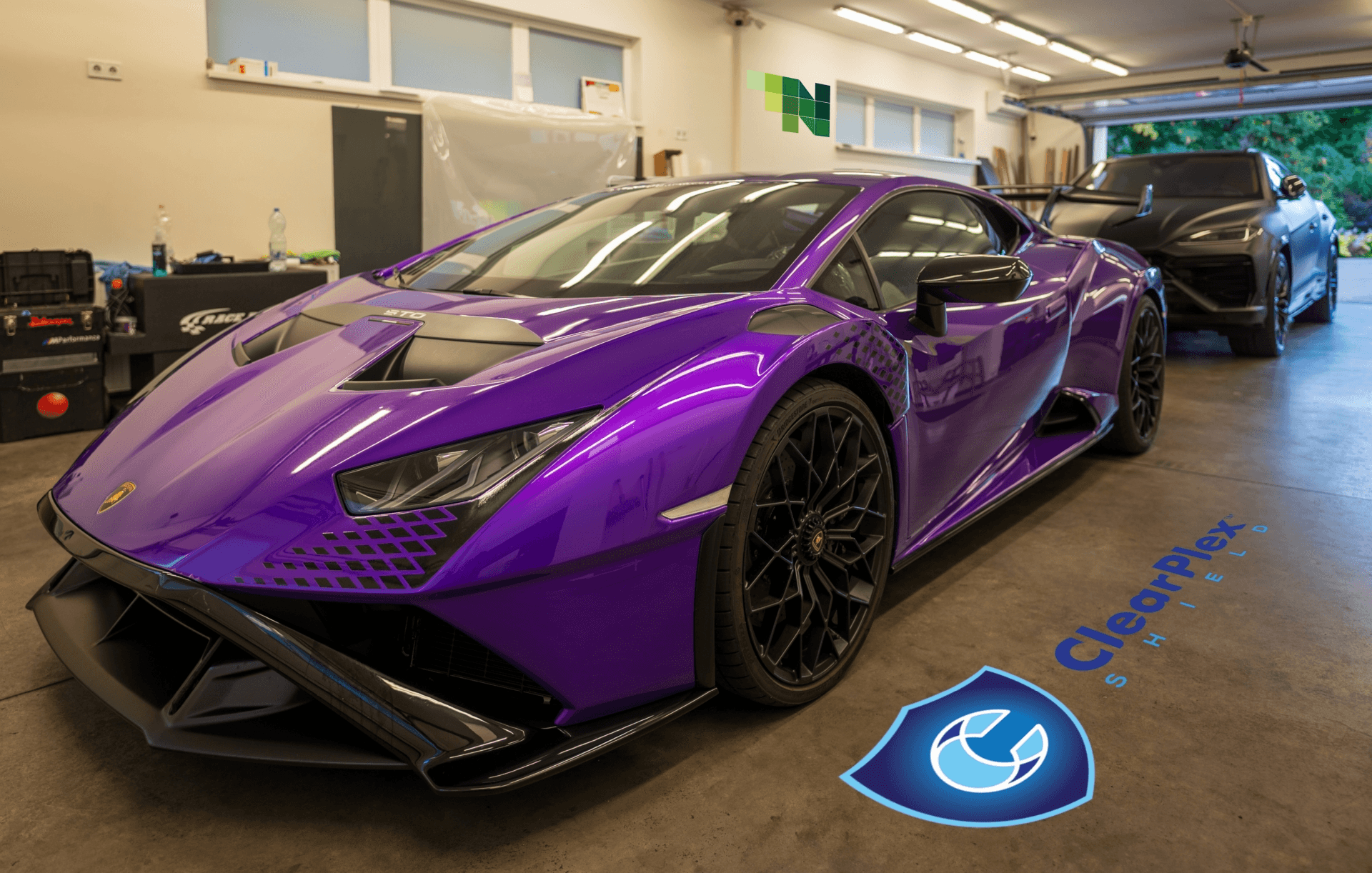 Lamborghini Huracán és Urus fényes és matt kővédő fóliázás