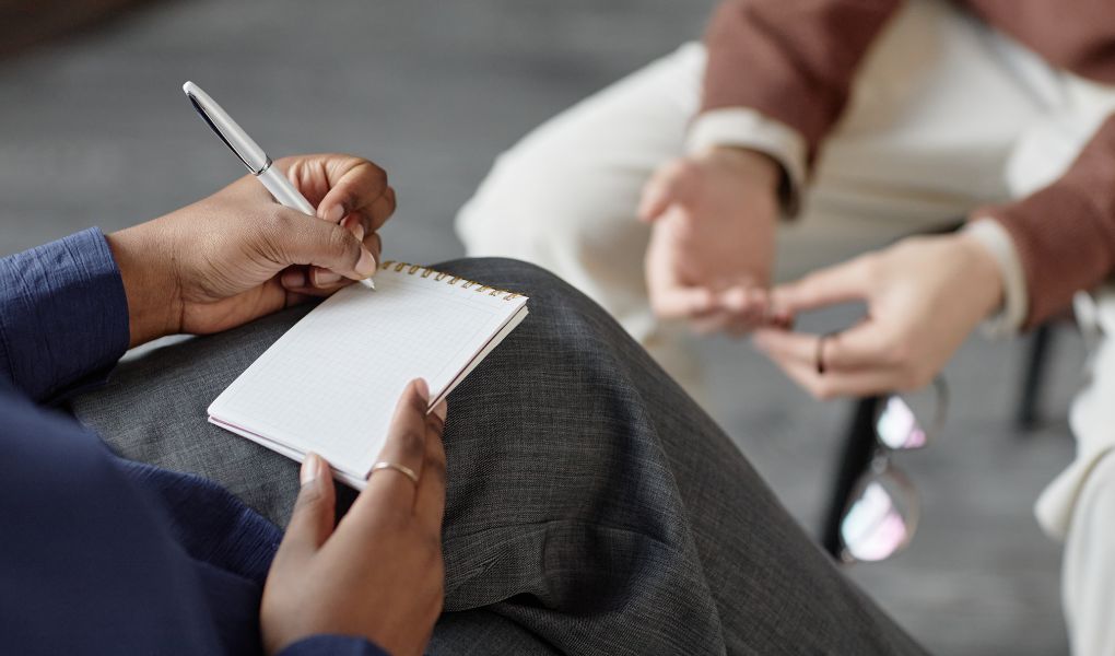 évaluation personnalisée avant un massage afin d’adapter le soin aux objectifs du client