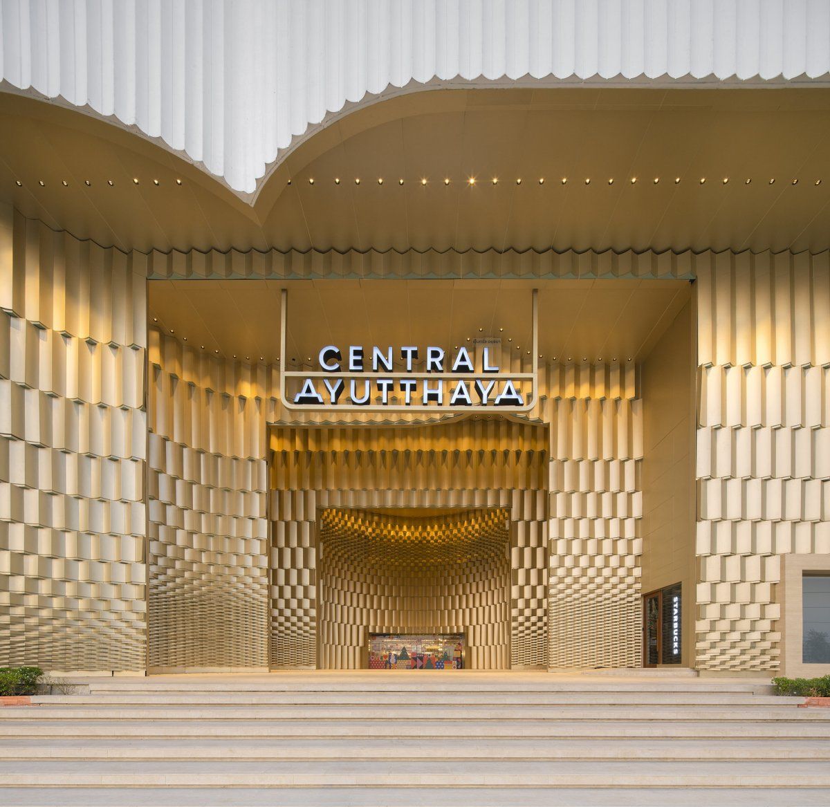 Transform Your Look: Top Salon Trends You Can’t Miss