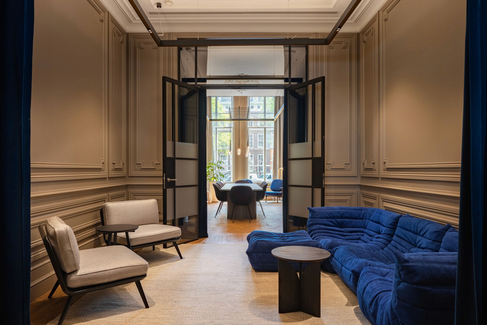 Positive Space - Mollie HQ meeting space lounge 4