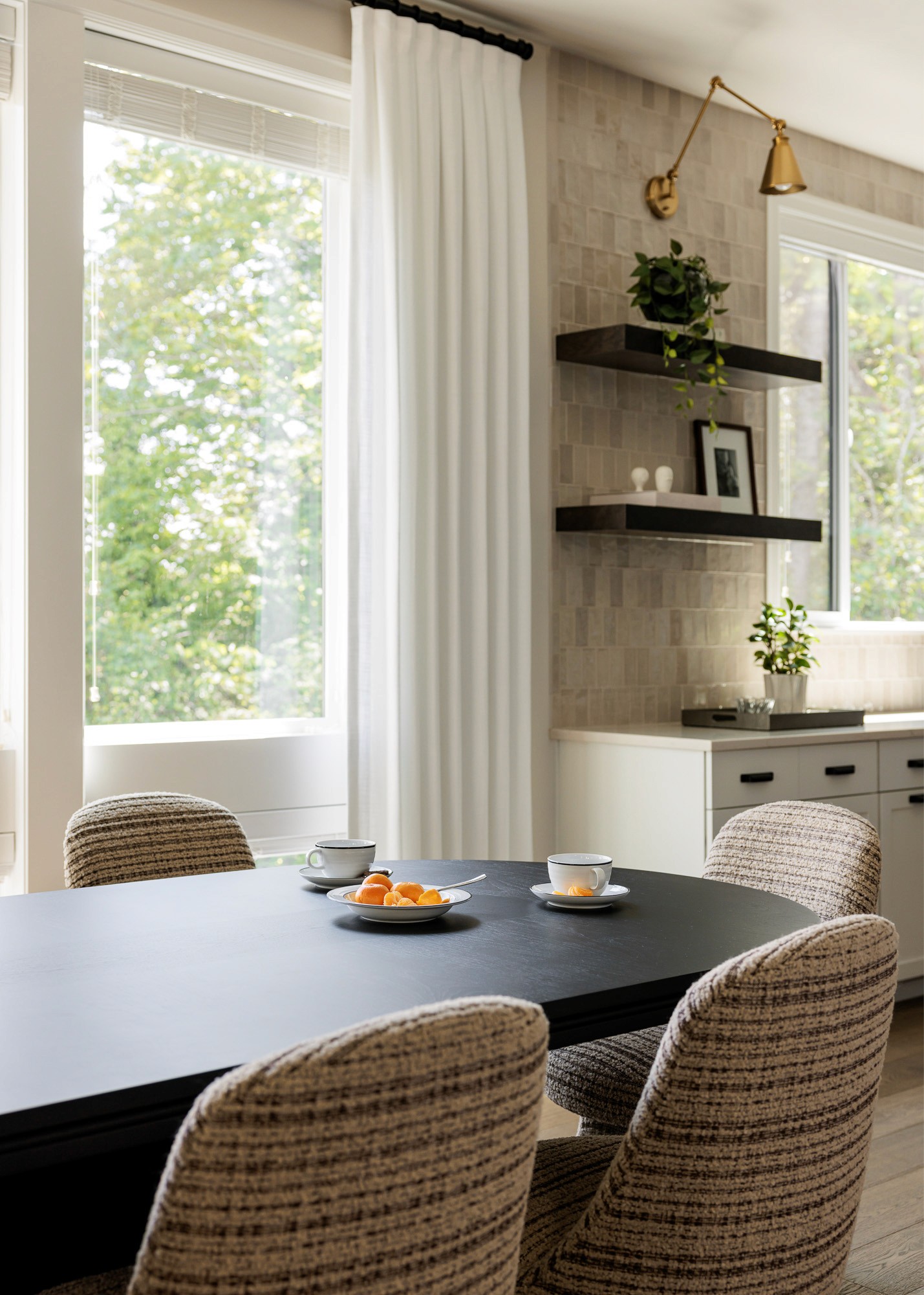 We’re so excited to share details from The Norkirk House: Kitchen Nook –– one of our favorite interior design + professional organizing projects in Kirkland, WA.