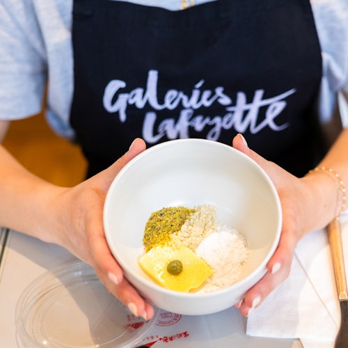 French Macaron Bakery Class tickets in Paris