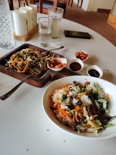 Nowana's Korean japchae and dopbap.