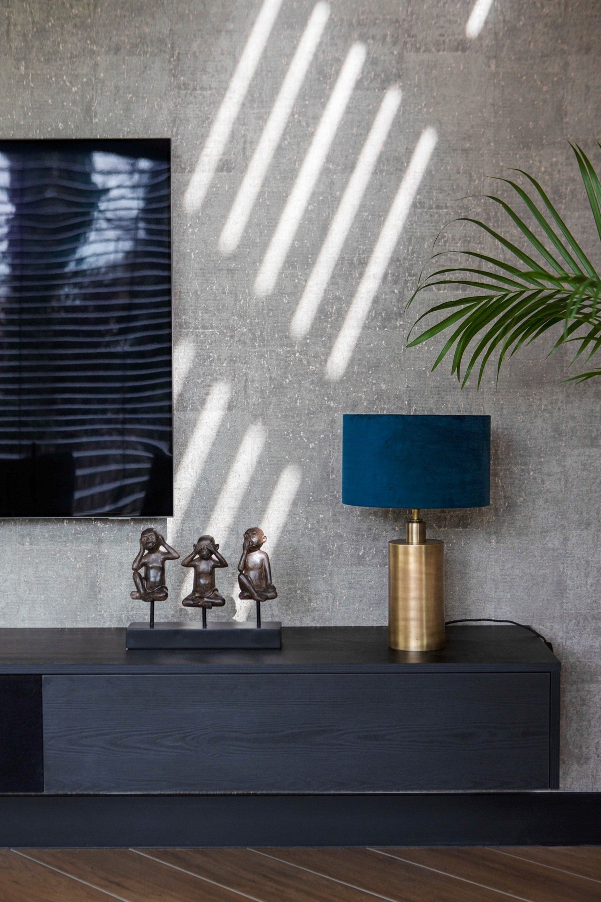 tv-kast styling met behang