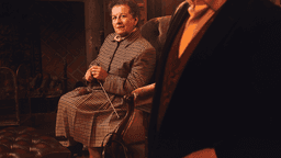 アガサ・クリスティーの『ねずみとり』。ロンドンで最も有名なミステリーを解き明かしましょう。ロンドンのセント・マーティンズ・シアターであなたを待つマナーハウス。