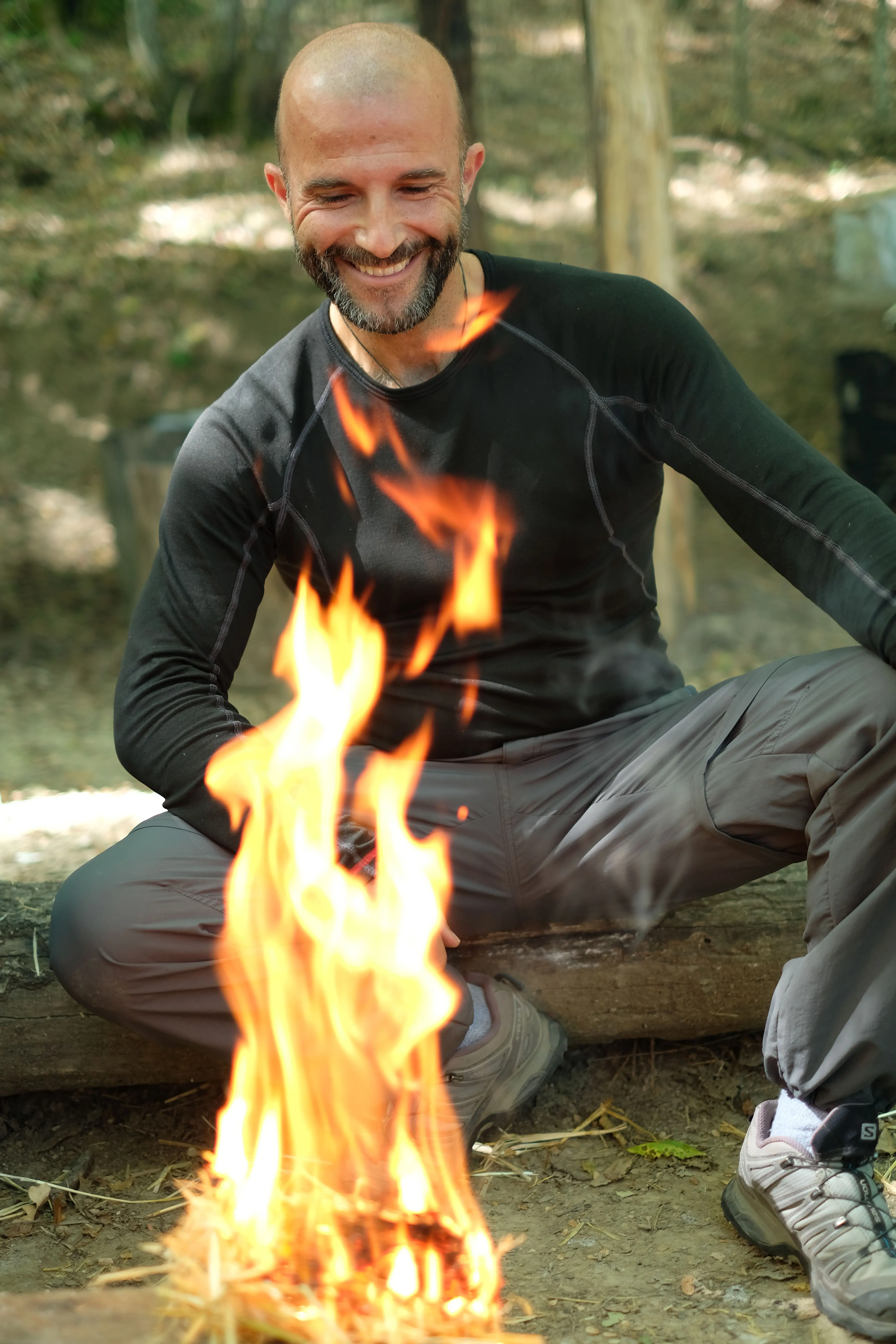 Andrea Modesti, istruttore di survival e bushcraft, esperto in campi avventura per ragazzi e corsi di sopravvivenza outdoor