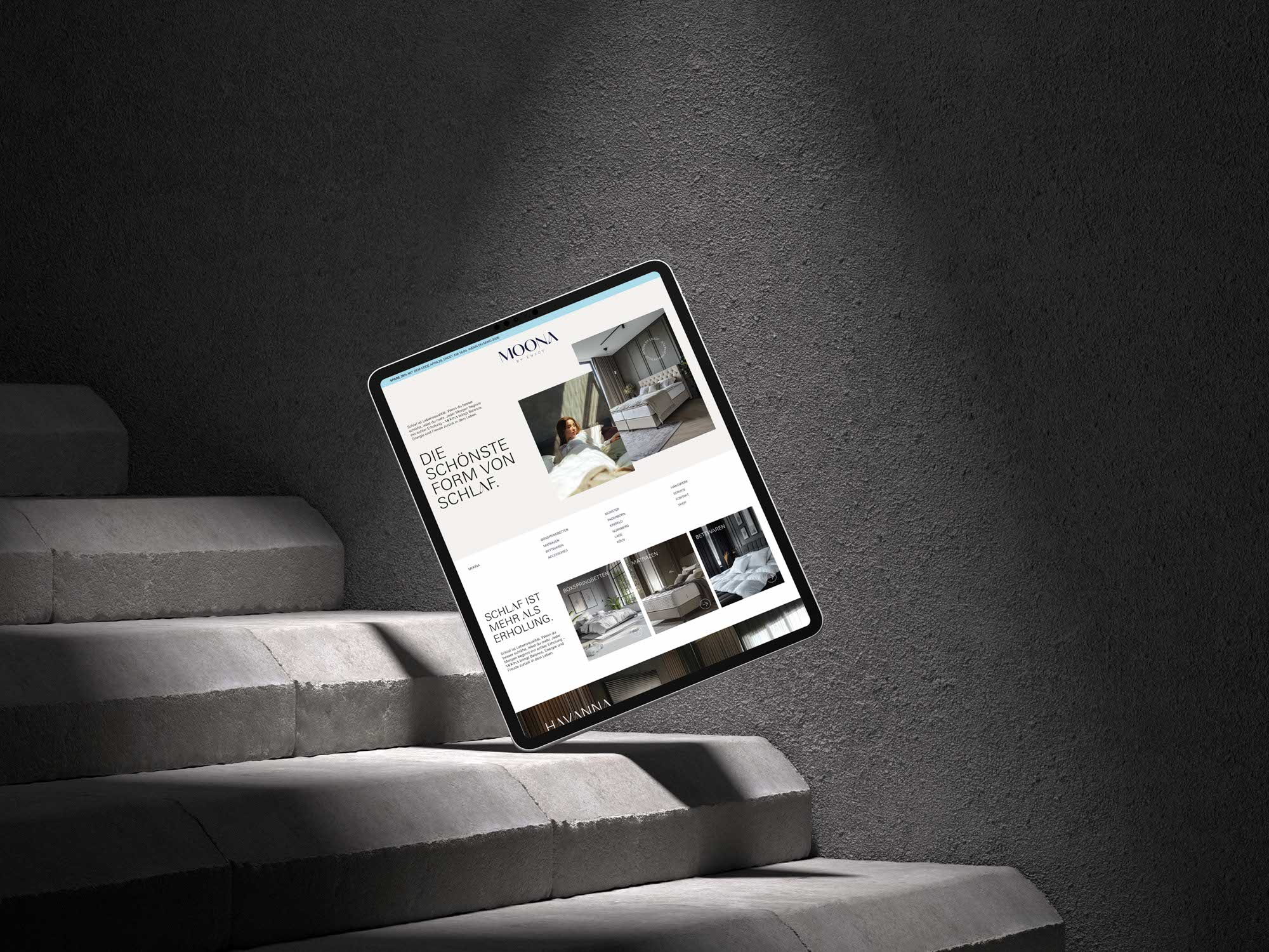 Startseite der MOONA-Website – emotionales Markenbild mit Fokus auf Schlafkultur und Design