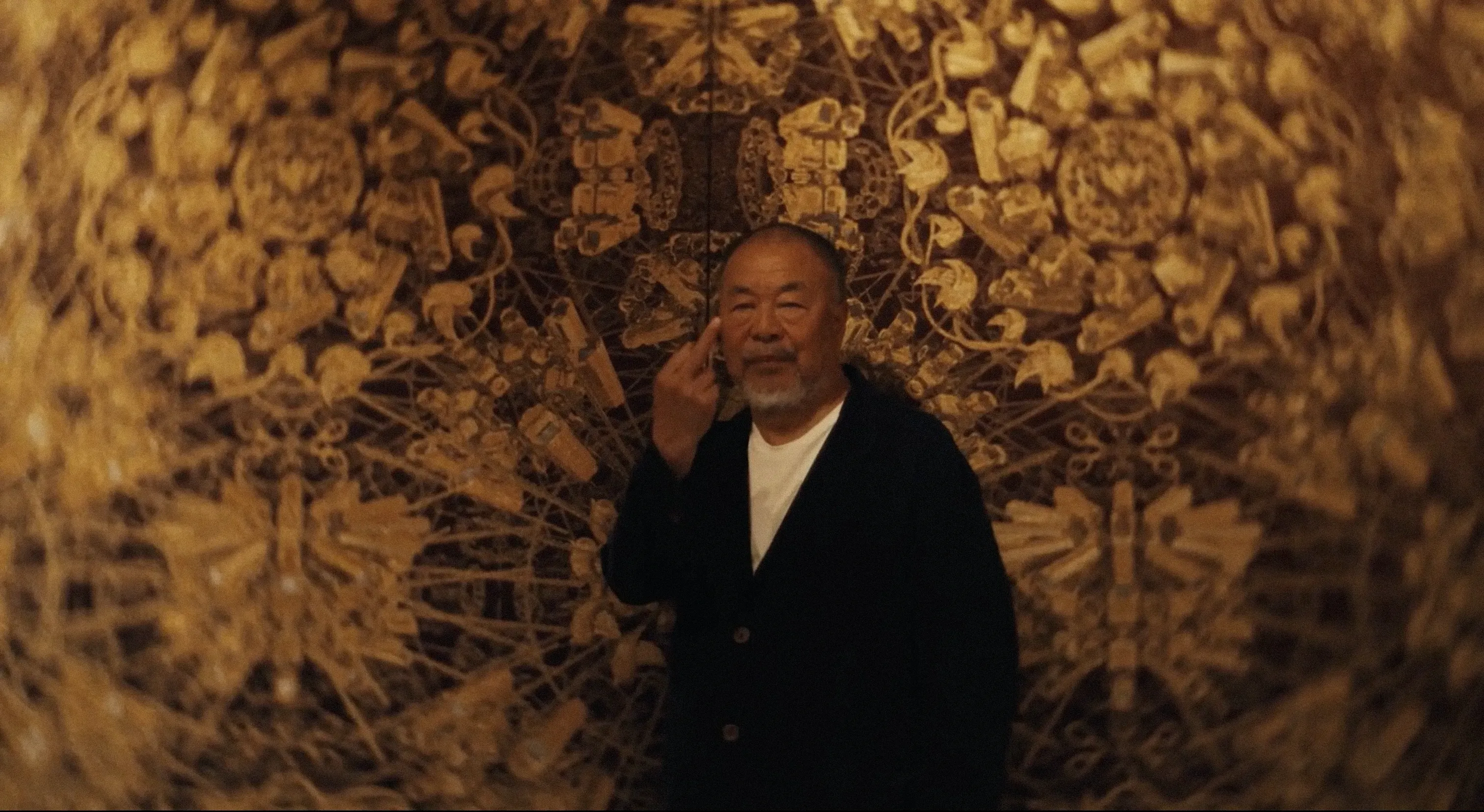 Ai Weiwei About Silk para Rubelli: imagen de apoyo que muestra imagen de apoyo centrada en la textura y el carácter del tejido.
