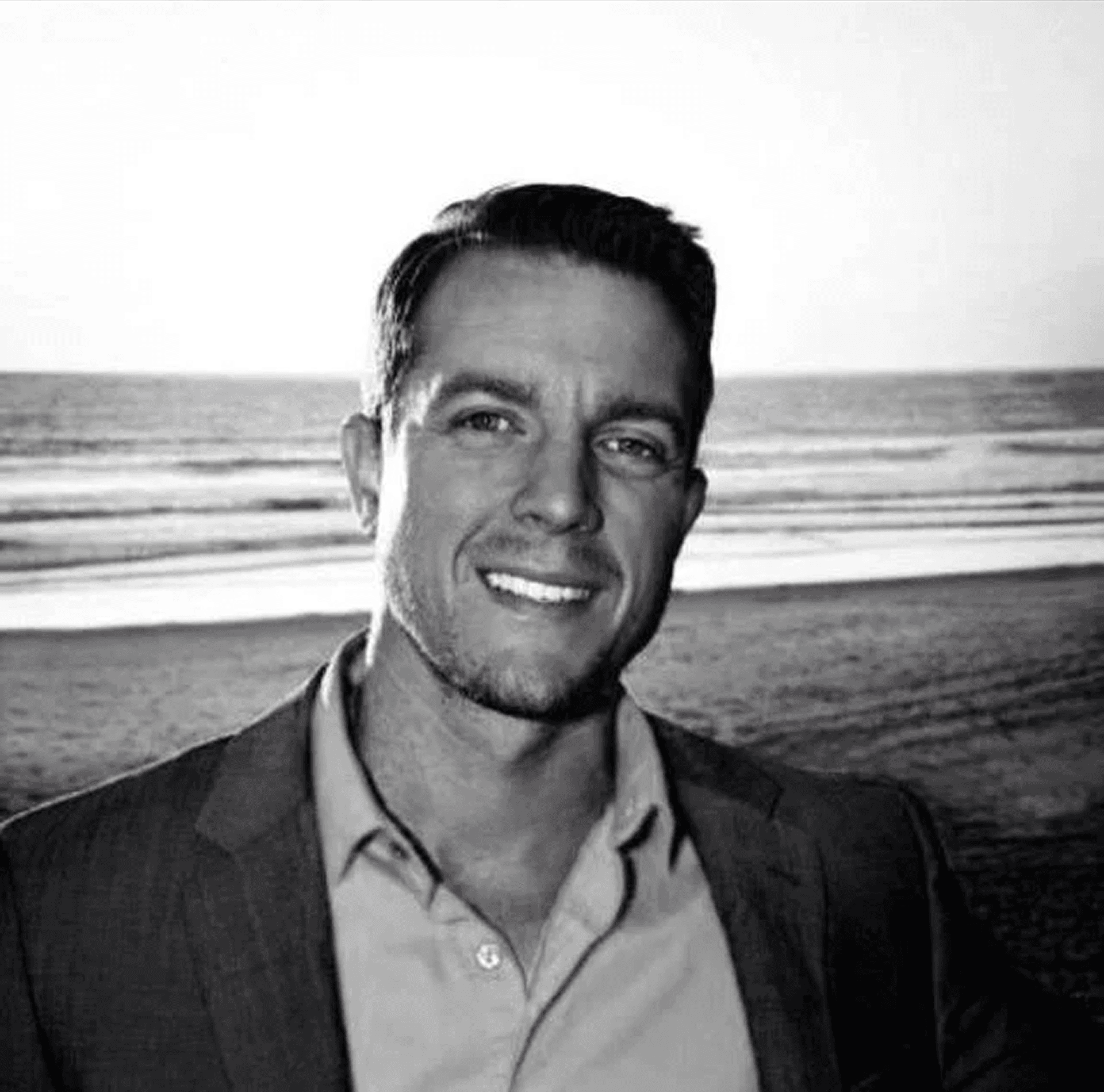 A picture of a real estate agent