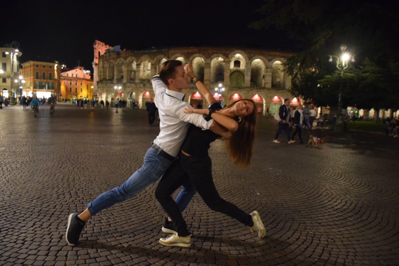 Munich Dance Bar Tanzkurse mit David Schimbäck in München