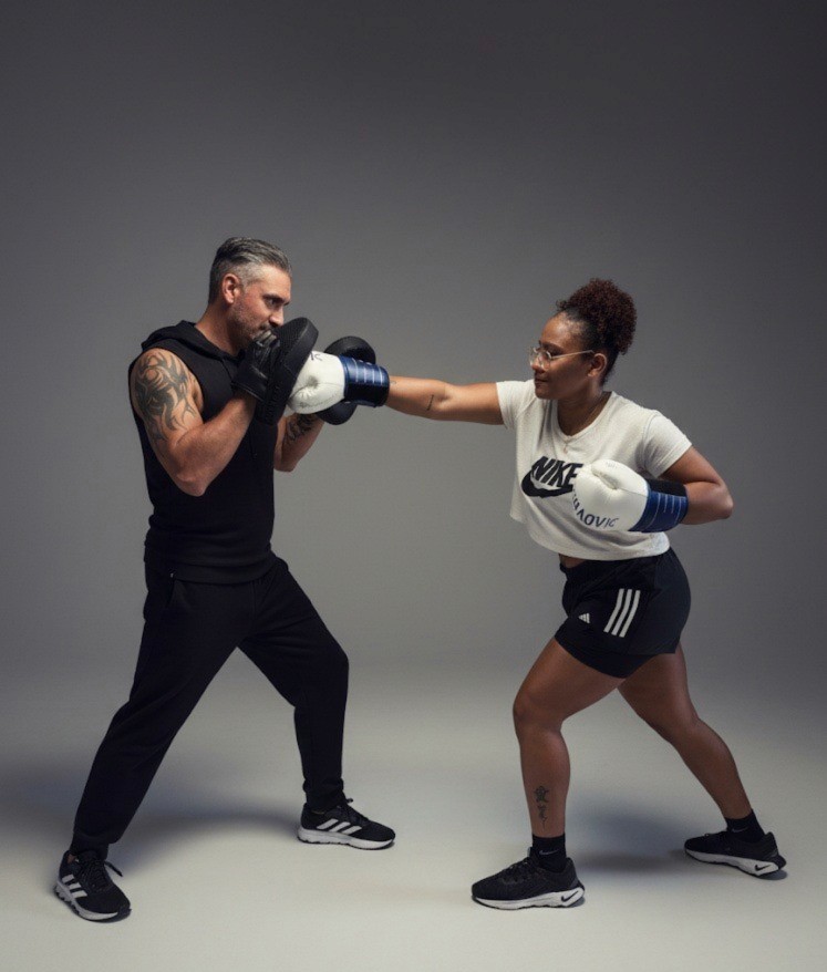 Photo of personal trianer in a gym