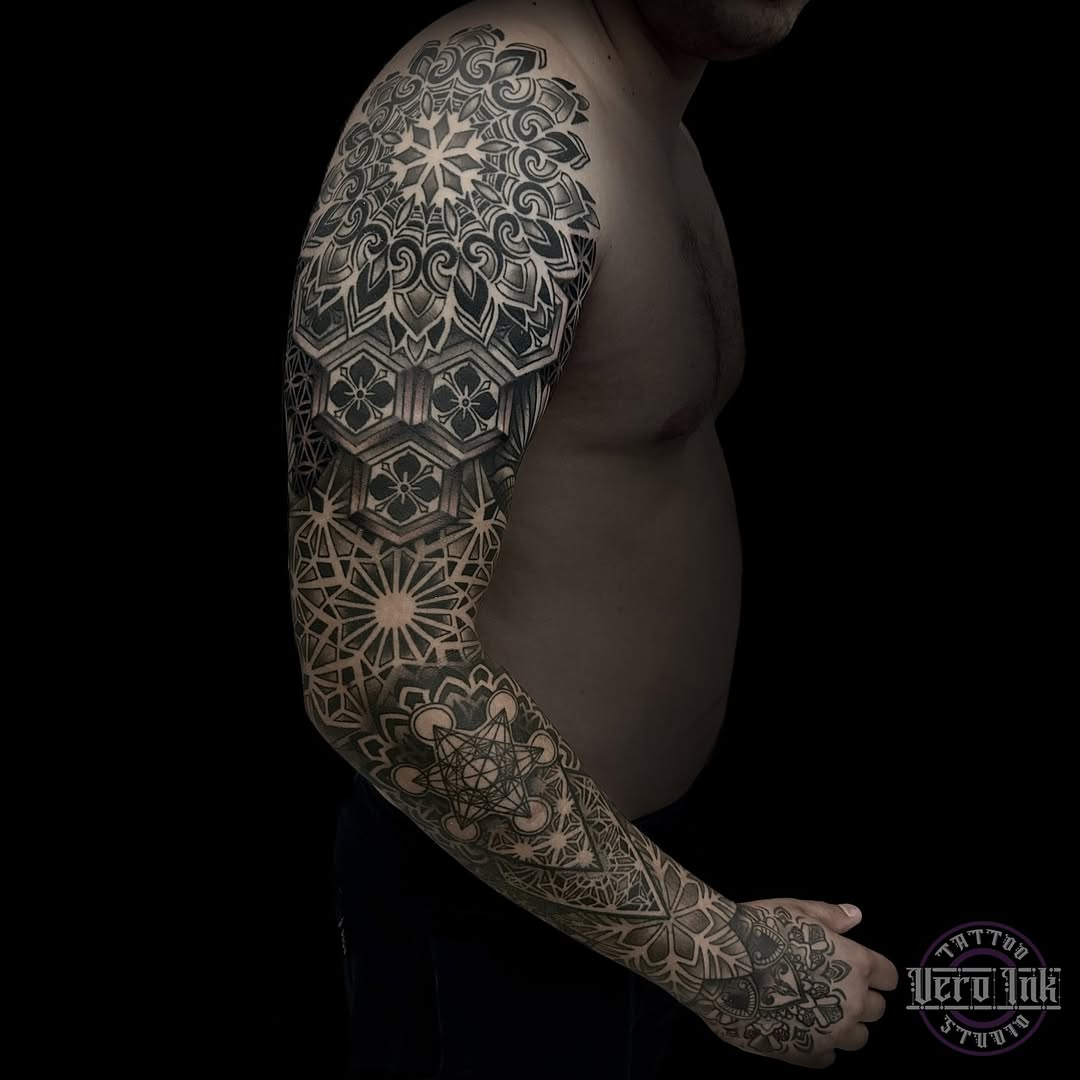 tatuaż geometryczny szczecin