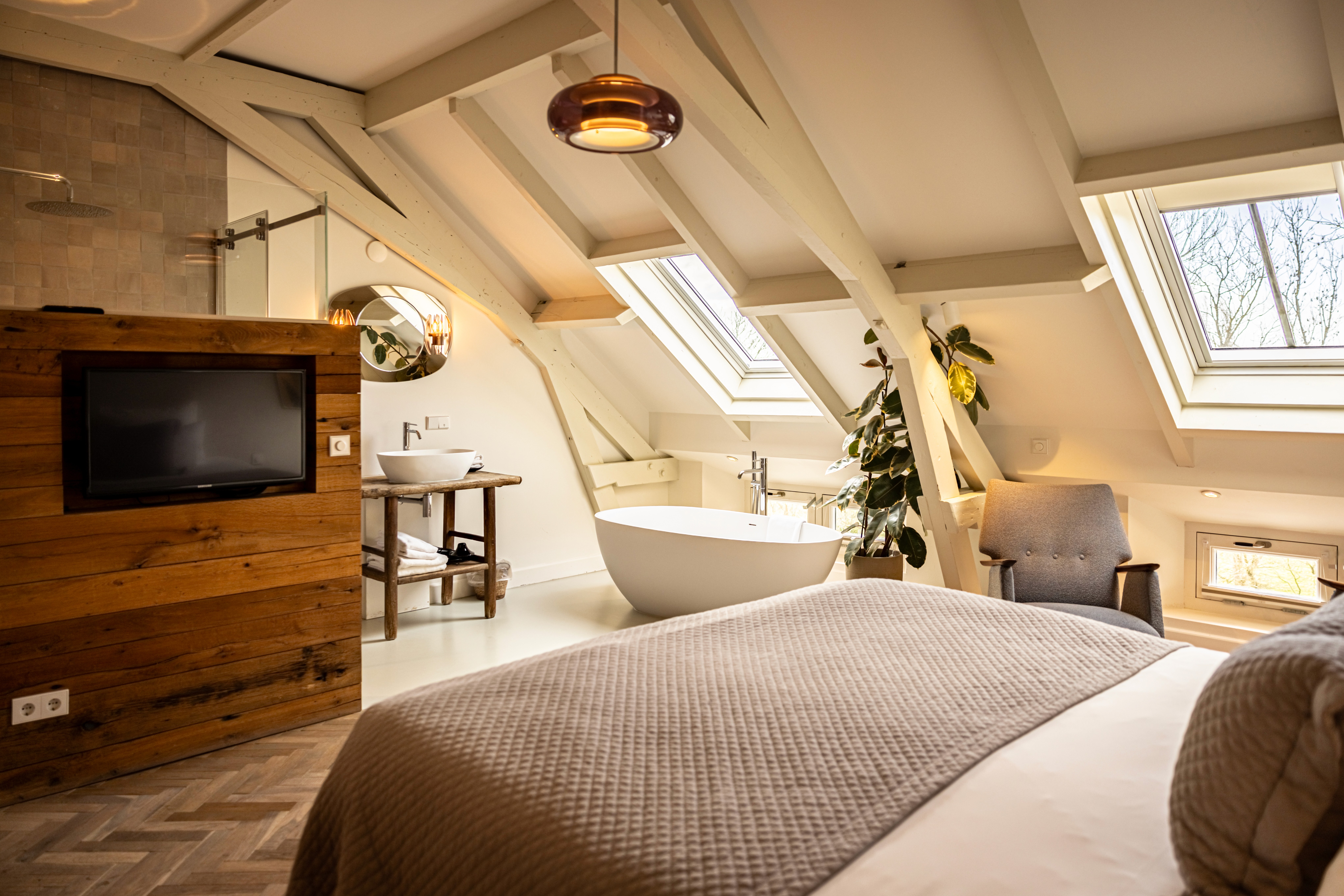 Minimalistic style bathroom with blue walls and marble floor